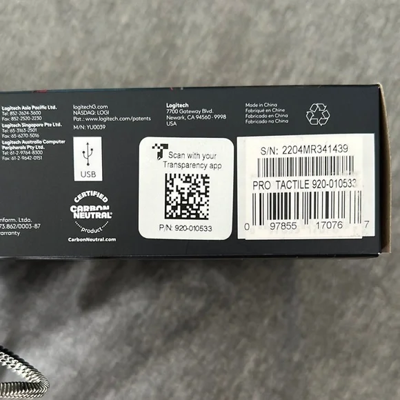 Logitech G Pro League of Legends Keyboard - Picture 8 of 9